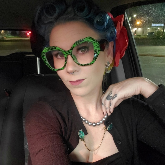 Meet your Posher, Dorey - Picture 4 of 9